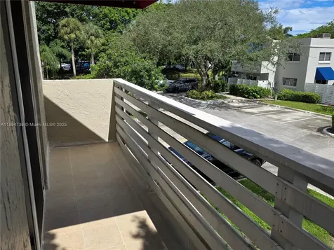 563 NW 98th Avenue Plantation FL 33324