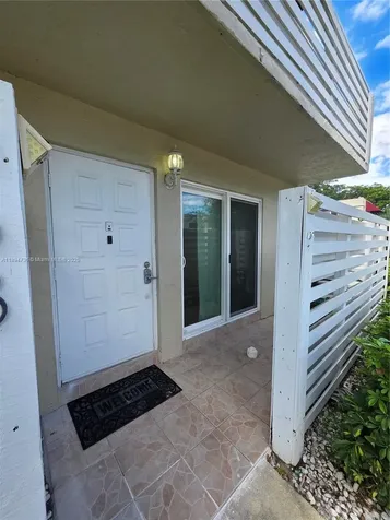 563 NW 98th Avenue Plantation FL 33324