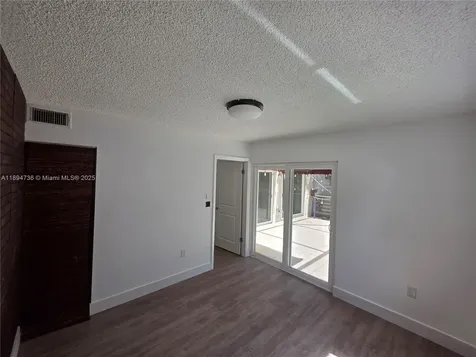 563 NW 98th Avenue Plantation FL 33324