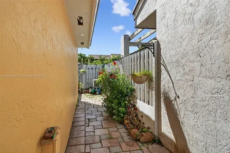 13061 SW 56th Terrace Miami FL 33183