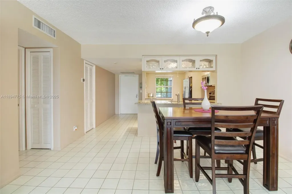 605 Oaks Drive Pompano Beach FL 33069