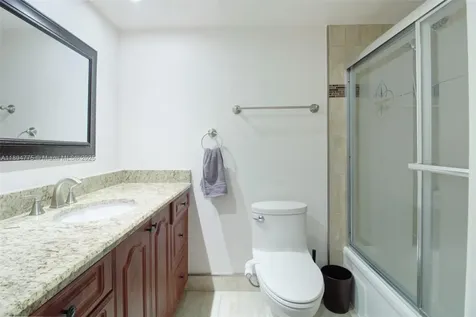 605 Oaks Drive Pompano Beach FL 33069