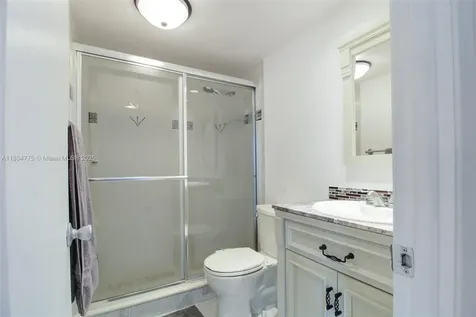 605 Oaks Drive Pompano Beach FL 33069