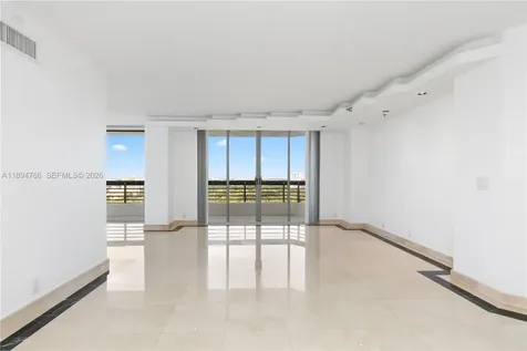 3400 NE 192nd Street Aventura FL 33180