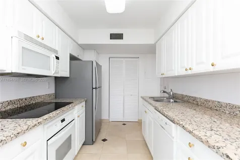 3400 NE 192nd Street Aventura FL 33180