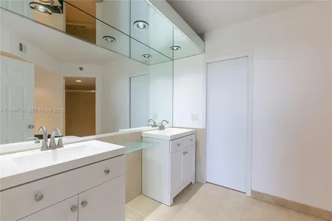 3400 NE 192nd Street Aventura FL 33180