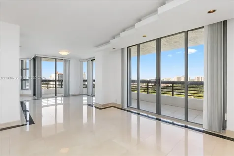 3400 NE 192nd Street Aventura FL 33180