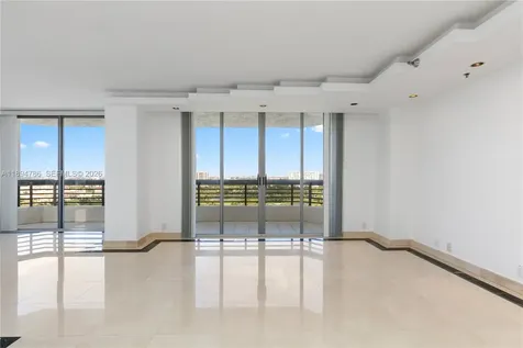 3400 NE 192nd Street Aventura FL 33180