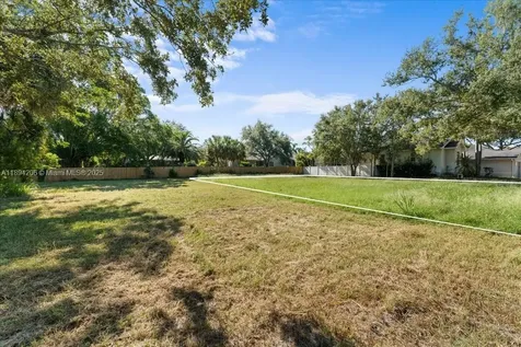 2207 54th Street S St Petersburg FL 33707