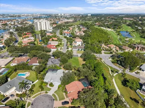 2207 54th Street S St Petersburg FL 33707