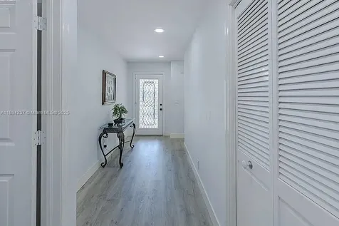 6893 SE Bunker Hill Drive Hobe Sound FL 33455