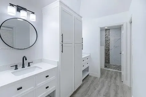 6893 SE Bunker Hill Drive Hobe Sound FL 33455