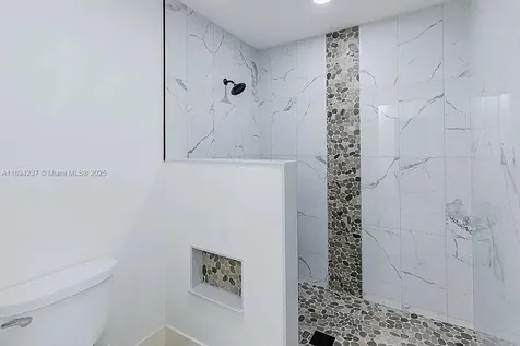 6893 SE Bunker Hill Drive Hobe Sound FL 33455