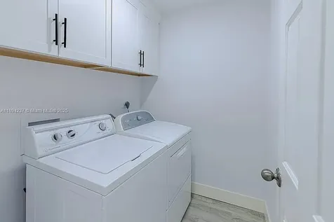 6893 SE Bunker Hill Drive Hobe Sound FL 33455