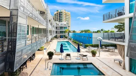 1437 Collins Avenue Miami Beach FL 33139