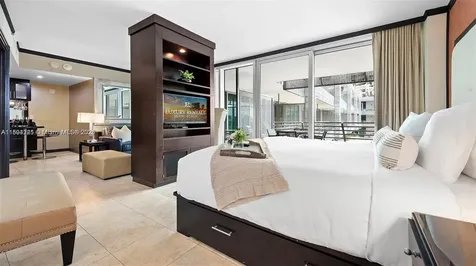 1437 Collins Avenue Miami Beach FL 33139