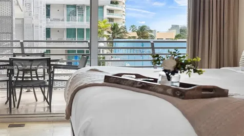 1437 Collins Avenue Miami Beach FL 33139