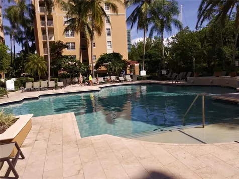 Aventura FL 33180