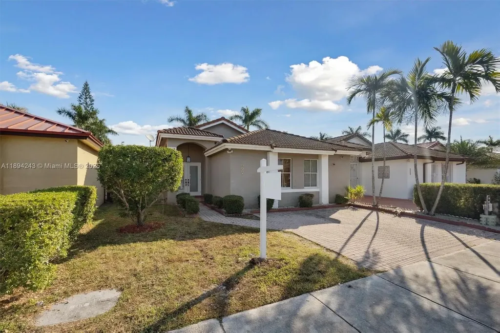 957 NW 132nd Avenue W Miami FL 33182
