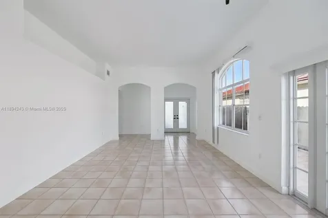 957 NW 132nd Avenue W Miami FL 33182