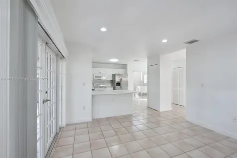 957 NW 132nd Avenue W Miami FL 33182