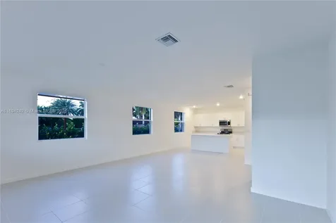 13203 SW 188th Terrace Miami FL 33177