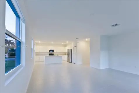 13203 SW 188th Terrace Miami FL 33177