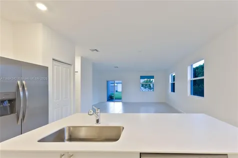 13203 SW 188th Terrace Miami FL 33177