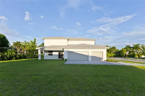 13203 SW 188th Terrace Miami FL 33177