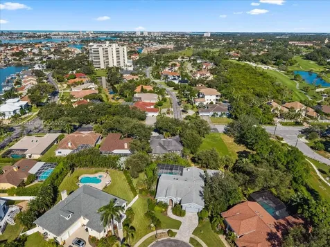2706 Skimmer Point Drive S Gulfport St Petersburg FL 33707