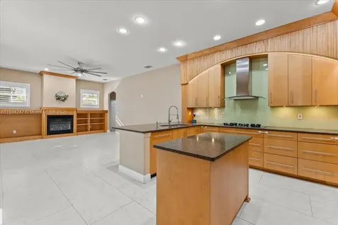 2706 Skimmer Point Drive S Gulfport St Petersburg FL 33707