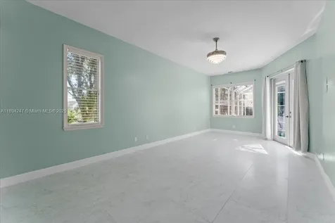 2706 Skimmer Point Drive S Gulfport St Petersburg FL 33707