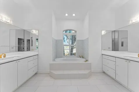 2706 Skimmer Point Drive S Gulfport St Petersburg FL 33707