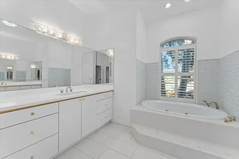 2706 Skimmer Point Drive S Gulfport St Petersburg FL 33707