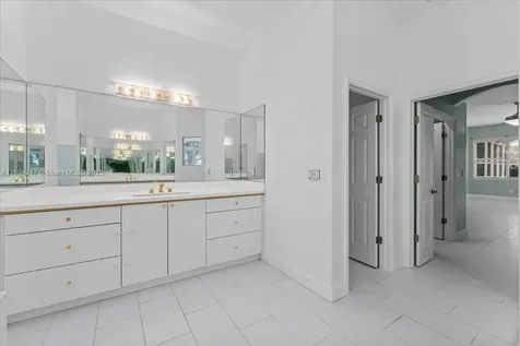 2706 Skimmer Point Drive S Gulfport St Petersburg FL 33707