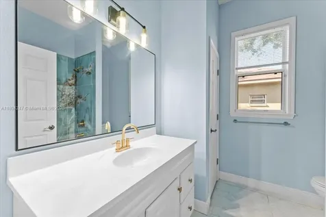 2706 Skimmer Point Drive S Gulfport St Petersburg FL 33707