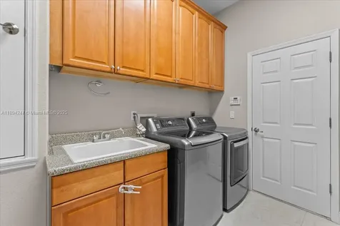 2706 Skimmer Point Drive S Gulfport St Petersburg FL 33707