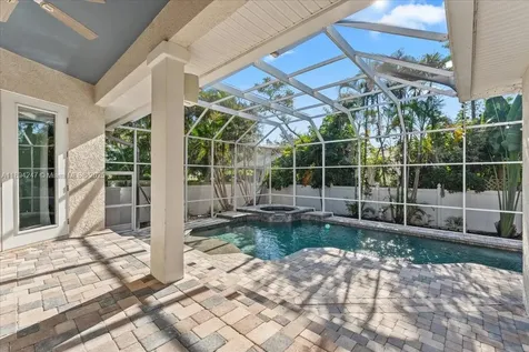 2706 Skimmer Point Drive S Gulfport St Petersburg FL 33707