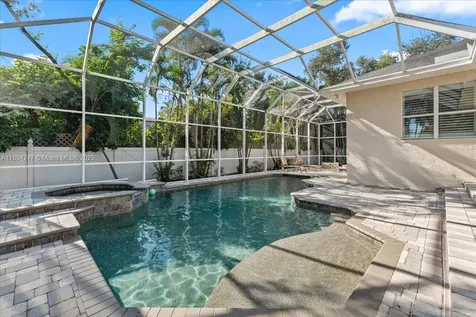 2706 Skimmer Point Drive S Gulfport St Petersburg FL 33707