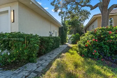 2706 Skimmer Point Drive S Gulfport St Petersburg FL 33707