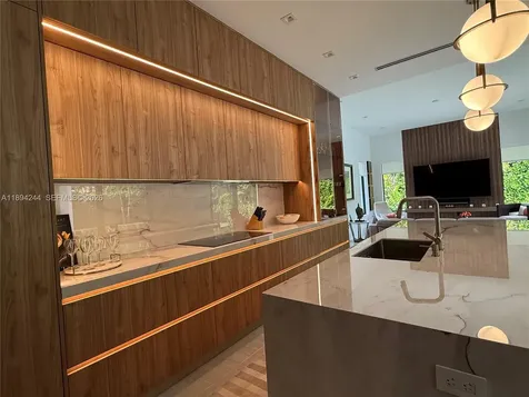 1515 Urbino Coral Gables FL 33146