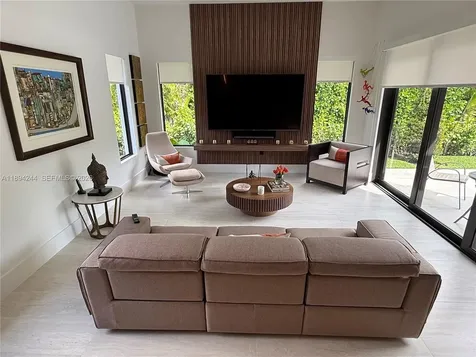 1515 Urbino Coral Gables FL 33146