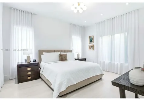 1515 Urbino Coral Gables FL 33146