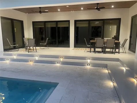 1515 Urbino Coral Gables FL 33146