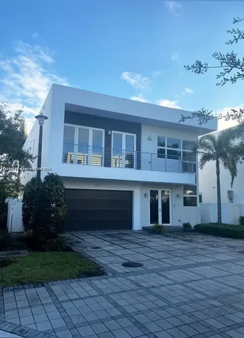 9880 NW 74th Terrace Doral FL 33178
