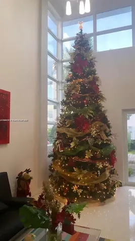 9880 NW 74th Terrace Doral FL 33178