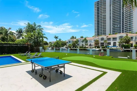 207 Holiday Drive Hallandale Beach FL 33009
