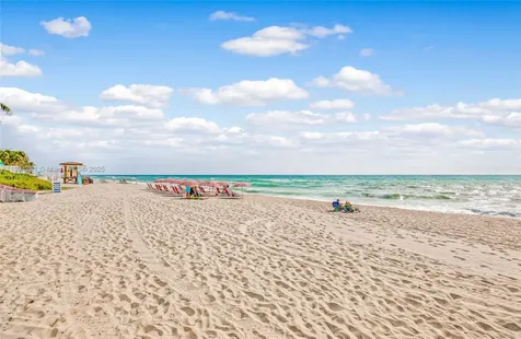 3901 S Ocean Drive Hollywood FL 33019
