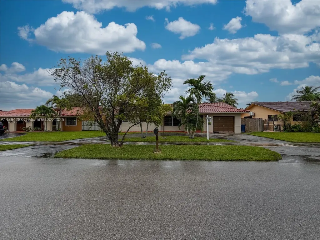 9744 SW 4th Terrace Miami FL 33174