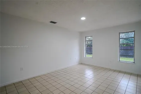 9744 SW 4th Terrace Miami FL 33174